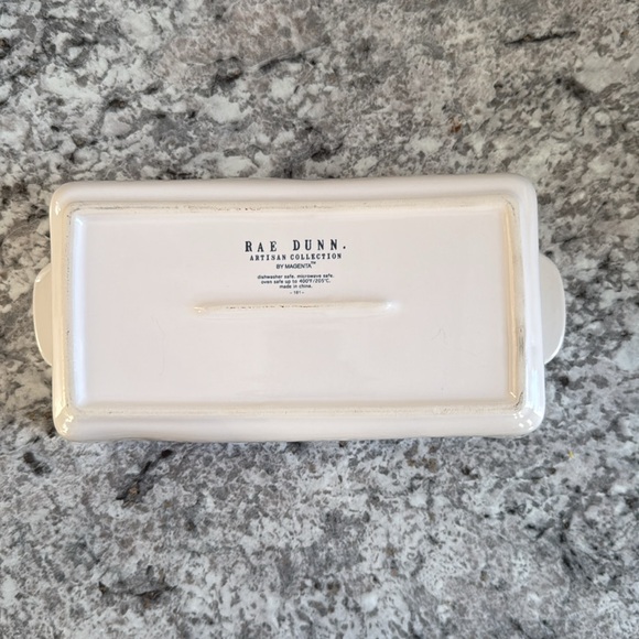 Rae Dunn loaf pan. 9x4.4in - Picture 2 of 3